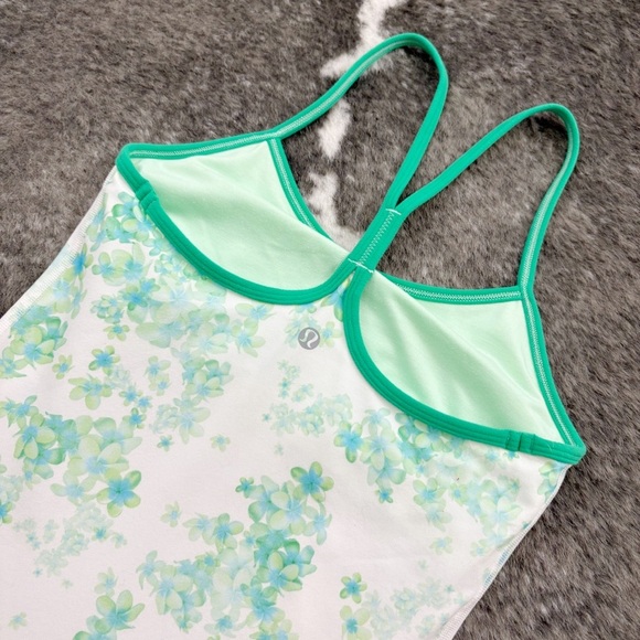 Lululemon Power Y Tank - Picture 5 of 12